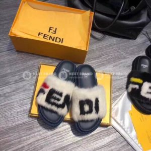 Фото шлепанцы FENDI T1004