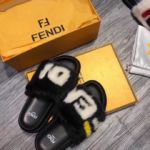 Фото шлепанцы FENDI T1005