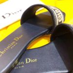 Фото шлепанцев Dior L1309