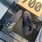 фото Кроссовки Adidas Yeezy Boost 700 R1113