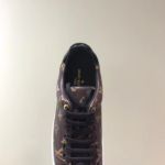фото кроссовки Луи Виттон R1119