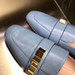 Фото Лоферы Stuart Weitzman wylie pyramid R1128