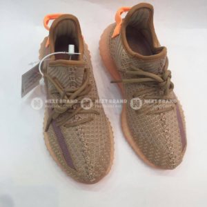 Фото Кроссовки ADIDAS YEEZY Q1249