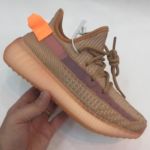 Фото Кроссовки ADIDAS YEEZY Q1249