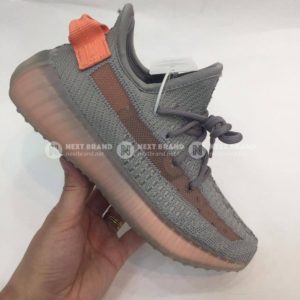 Фото Кроссовки ADIDAS YEEZY Q1248