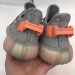 Фото Кроссовки ADIDAS YEEZY Q1248