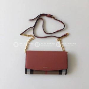 Фото Сумка-клатч Burberry Q1282