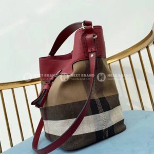 Фото Сумка Burberry Ashby Hobo Q1301