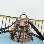 Фото Рюкзак Burberry Rainbow Check Rucksack Q1313