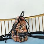 Фото Рюкзак Burberry Rainbow Check Rucksack Q1313