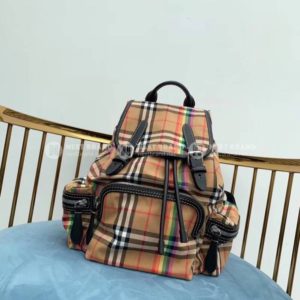 Фото Рюкзак Burberry Rainbow Check Rucksack Q1314