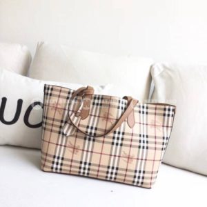 Фото Сумка Burberry Tote Giant G1449