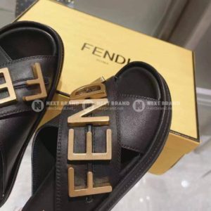 фото Шлепанцы Fendi N10708