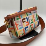 Фото Сумка-клатч Fendi Baguette G3797