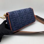 Фото Сумка-клатч Fendi Baguette G3798