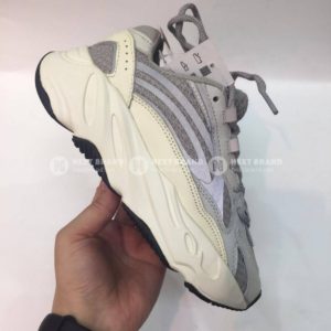 Фото Кроссовки Adidas Yeezy Boost 700 M1885