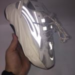 Фото Кроссовки Adidas Yeezy Boost 700 M1885