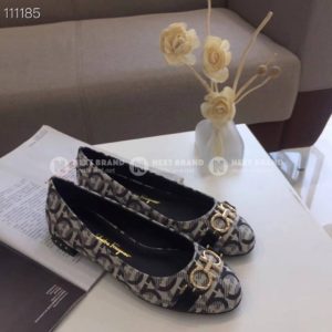 Фото Туфли Salvatore Ferragamo Gancini G2425