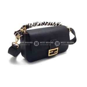 фото Сумка-клатч Fendi Baguette N6128