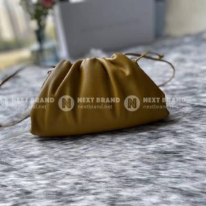 фото Сумка Боттега Венета Pouch Q4231