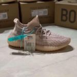 фото Кроссовки Adidas Yeezy Boots O1804