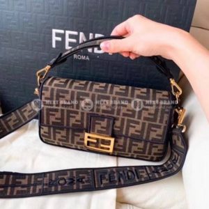 фото Сумка Fendi Baguette O1829