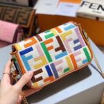 Фото Сумка-клатч Fendi Baguette G3905