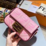 Фото Сумка-клатч Fendi Baguette G3906