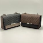 фото Сумка-клатч Michael Kors Jade O1859