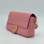 Фото сумки Fendi Baguette V2961