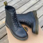 Фото ботинки Dr Martens V3351