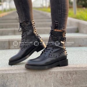 Фото Зимние ботинки Valentino Rockstud G4819