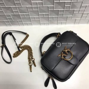 Фото Сумка Pinko Mini Square Bag G4890