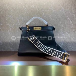 Фото Сумка Fendi Peekaboo Medium M3295