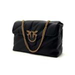 Фото Сумка Pinko Classic Love Bag Puff V3467