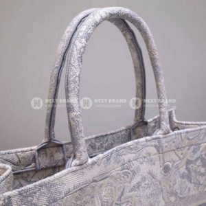 Фото Сумка Dior Book Tote G5561