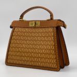 Фото Сумка Fendi Peekaboo ISeeU G5343