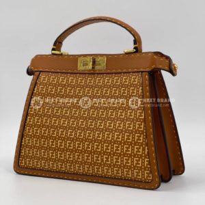 Фото Сумка Fendi Peekaboo ISeeU G5343