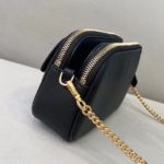 Фото Сумка Fendi Easy 2 Baguette M3581