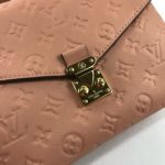 Фото Сумка Луи Виттон Pochette Metis G5395