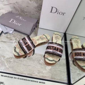 Фото Шлепанцы Dior DWay G5472