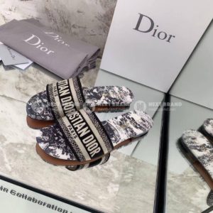 Фото Шлепанцы Dior DWay G5474