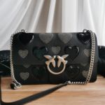 Фото Сумка Pinko Love Studded Heart G5588