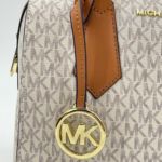 Фото Сумка Michael Kors V3916