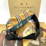 фото Сумка на пояс Burberry N7847