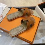 Фото Шлепанцы Hermes Oran V4055