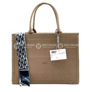 Фото Сумка Dior Book Tote M3848