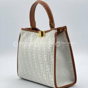 Фото Сумка Fendi Peekaboo M3923