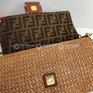 Фото Сумка-клатч Fendi Baguette M4030