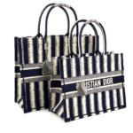 Фото Сумка Dior Book Tote M3941